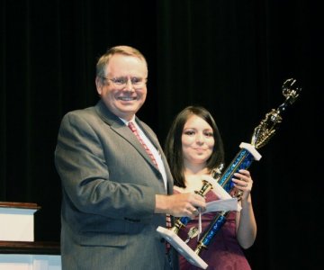 Ruby Lee Wesberry receiving award