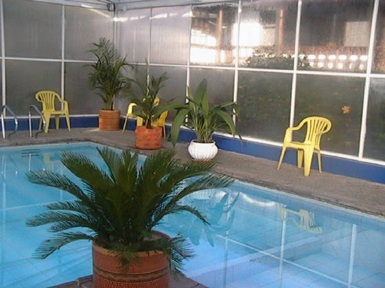 poolcorner.jpg