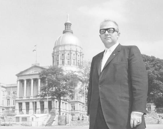 sencapitol.jpg